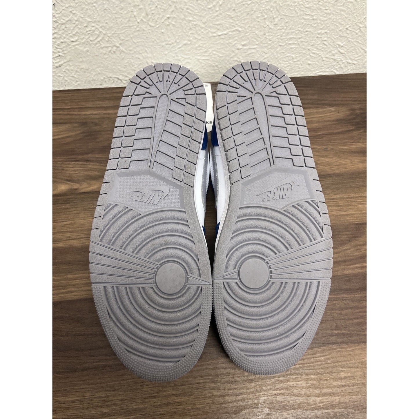 Size 11 - Jordan 1 Low True Blue Cement☀️🔥😎 Condition 9/10