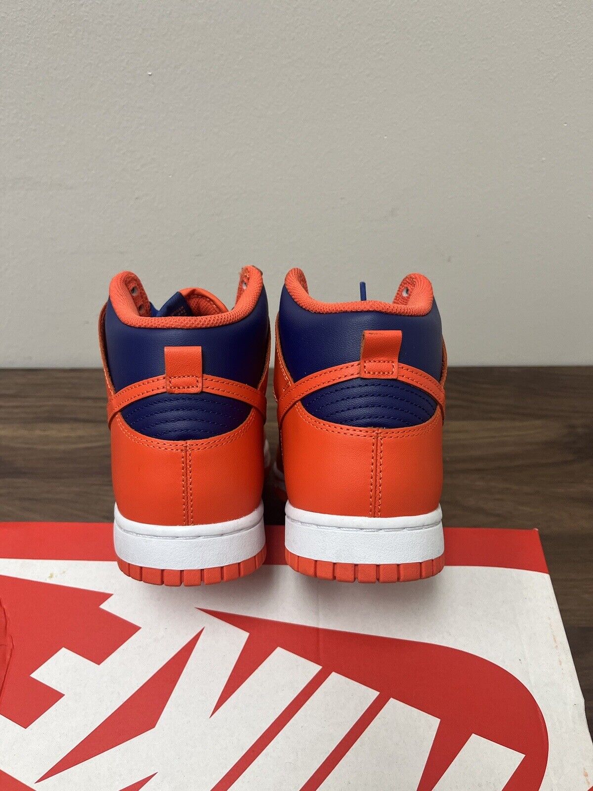 Size 8 - Nike Dunk High Retro Knicks