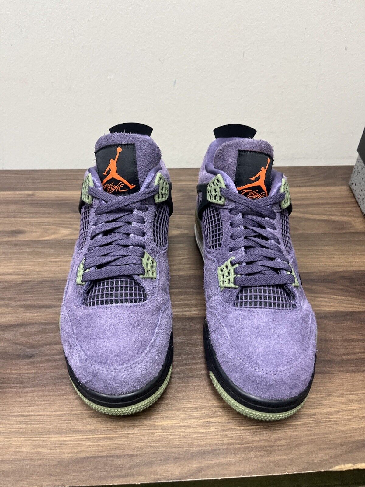 Size 11w (9.5 Men )- Jordan 4 Retro Mid Canyon Purple W