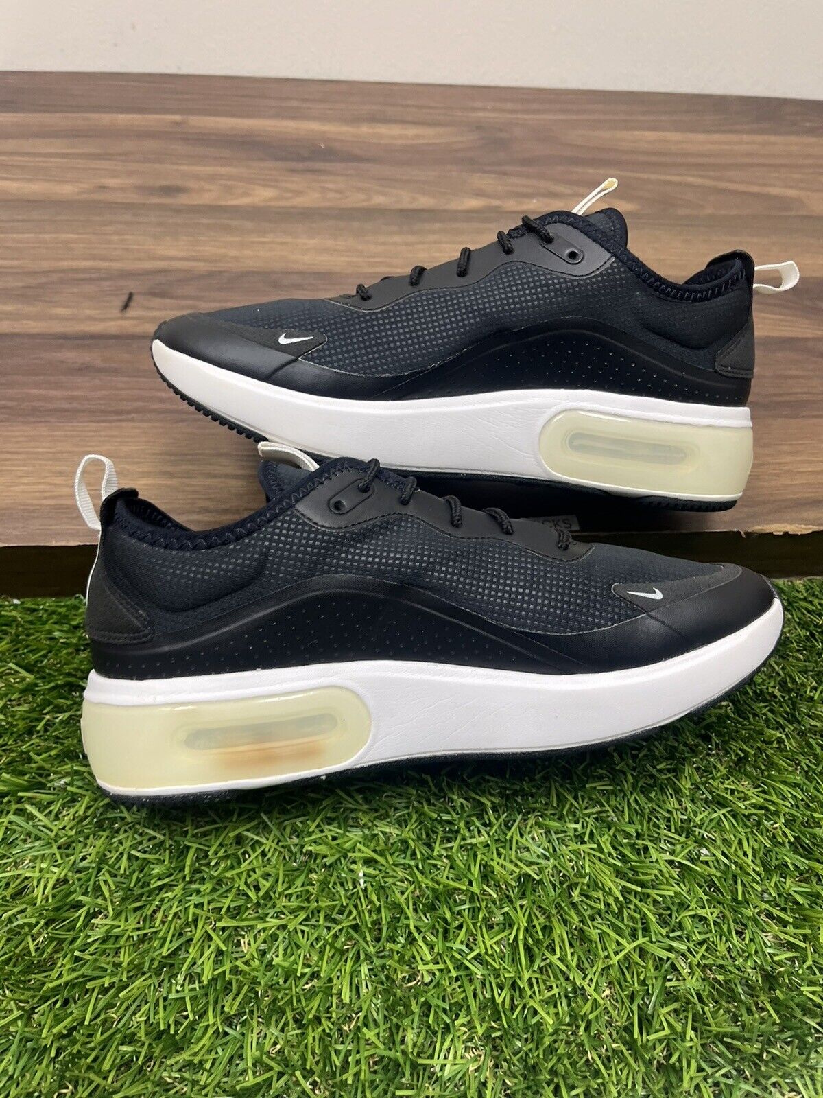 Size 9.5 - Nike Air Max Dia Black 2019