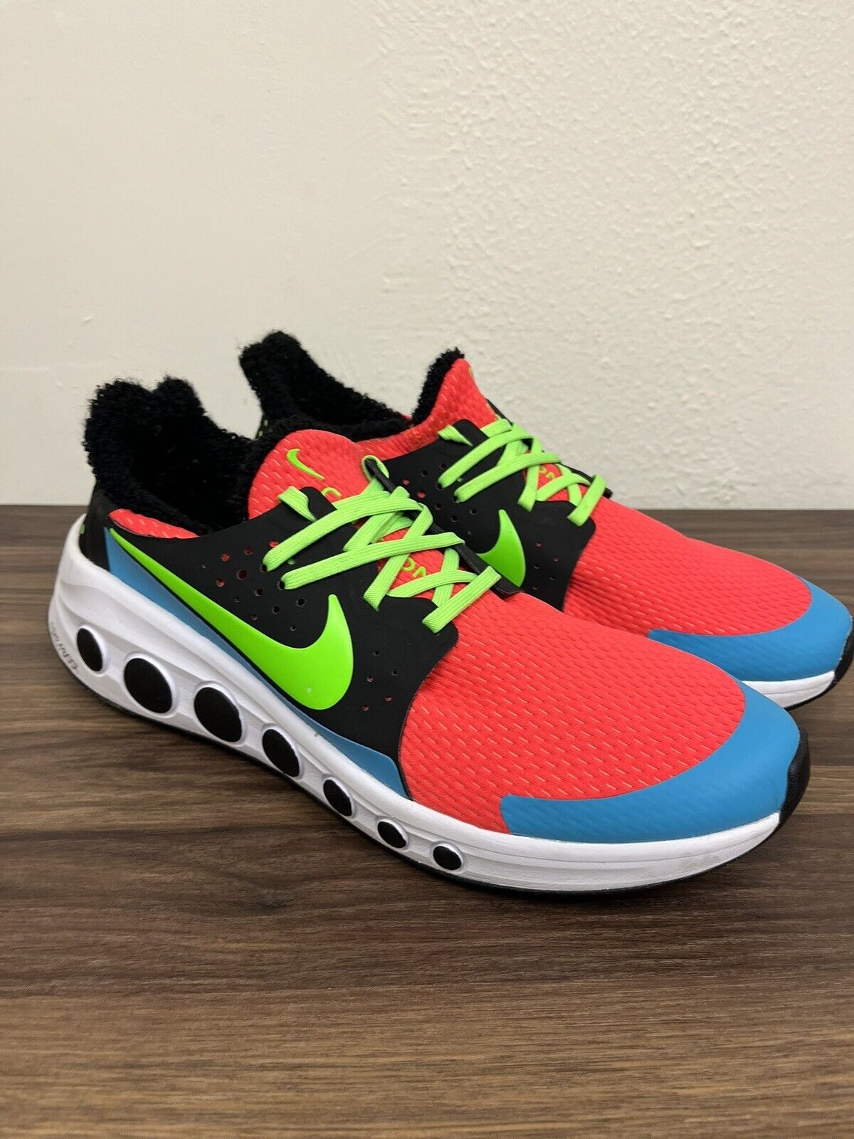 Nike CruzrOne Bright Crimson Running Shoes Mens 14 Black Electric Green Sneakers