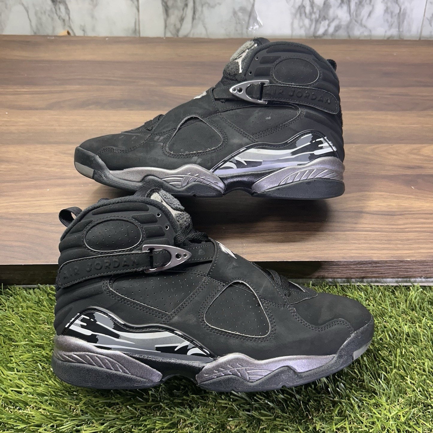Nike Air Jordan 8 Retro 2015 Chrome Mens Size 9 Black Silver OG 305381-003 preowned