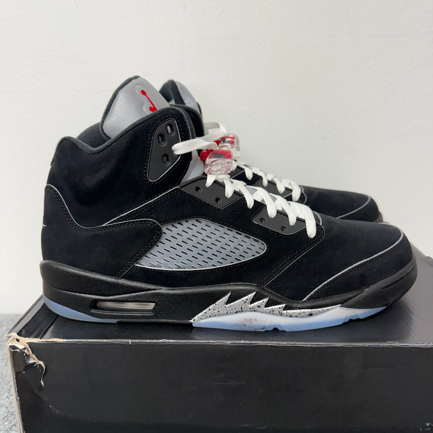 Jordan 5 Retro OG Black Metallic Reimagined HF3975-001 Size : US M 14