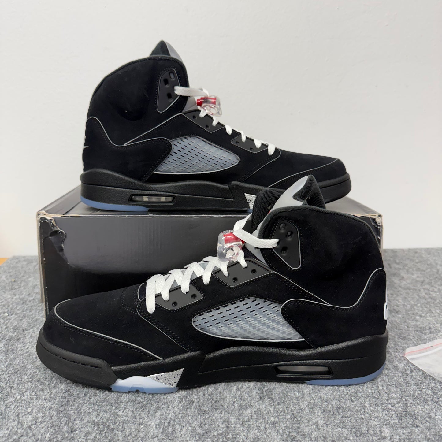 Jordan 5 Retro OG Black Metallic Reimagined HF3975-001 Size : US M 14