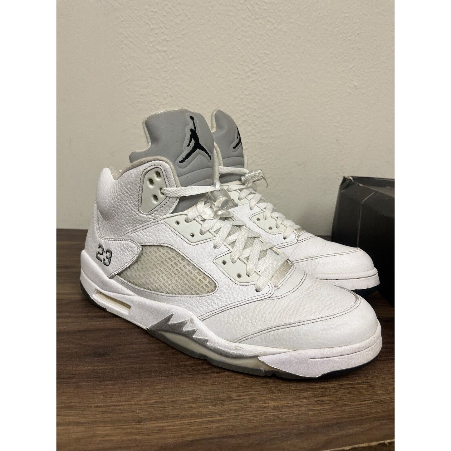 Nike Air Jordan 5 Retro 2015 Metallic White size 12 136027-130 OG V Clean