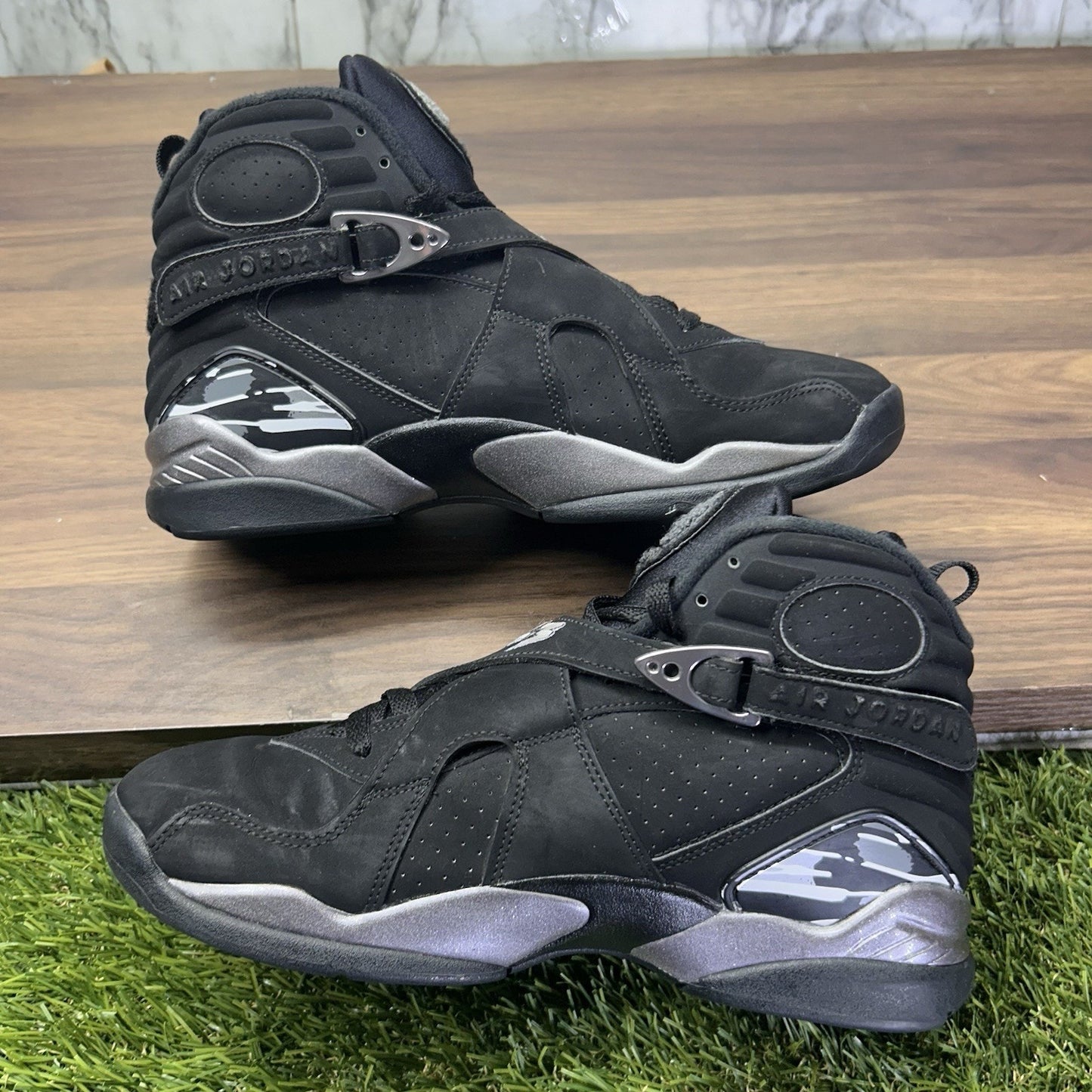 Nike Air Jordan 8 Retro 2015 Chrome Mens Size 9 Black Silver OG 305381-003 preowned