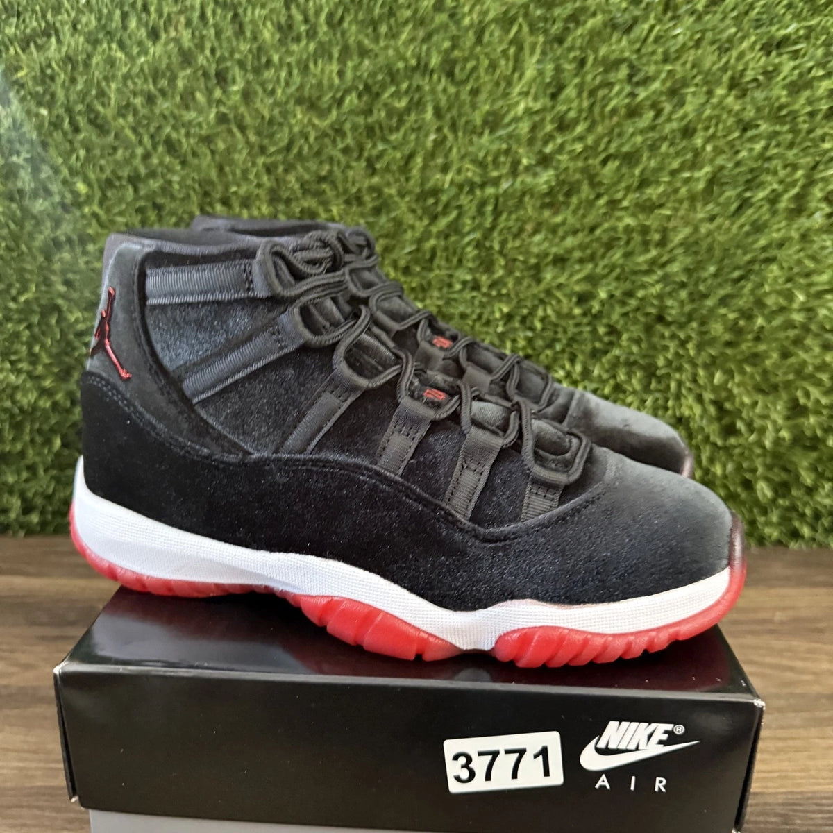 Air Jordan 11 Retro "Bred Velvet" — Women's Size 7