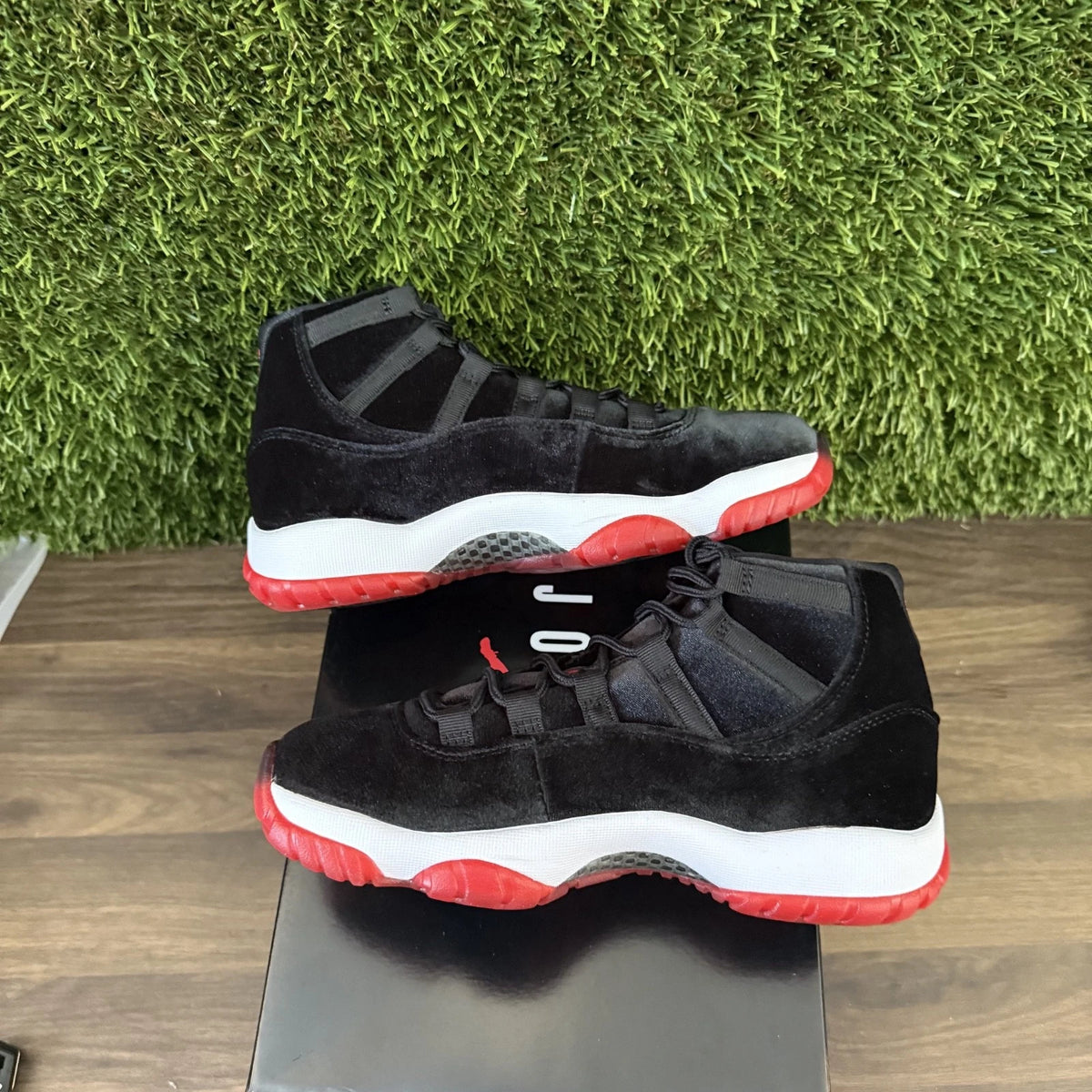 Air Jordan 11 Retro "Bred Velvet" — Women's Size 7