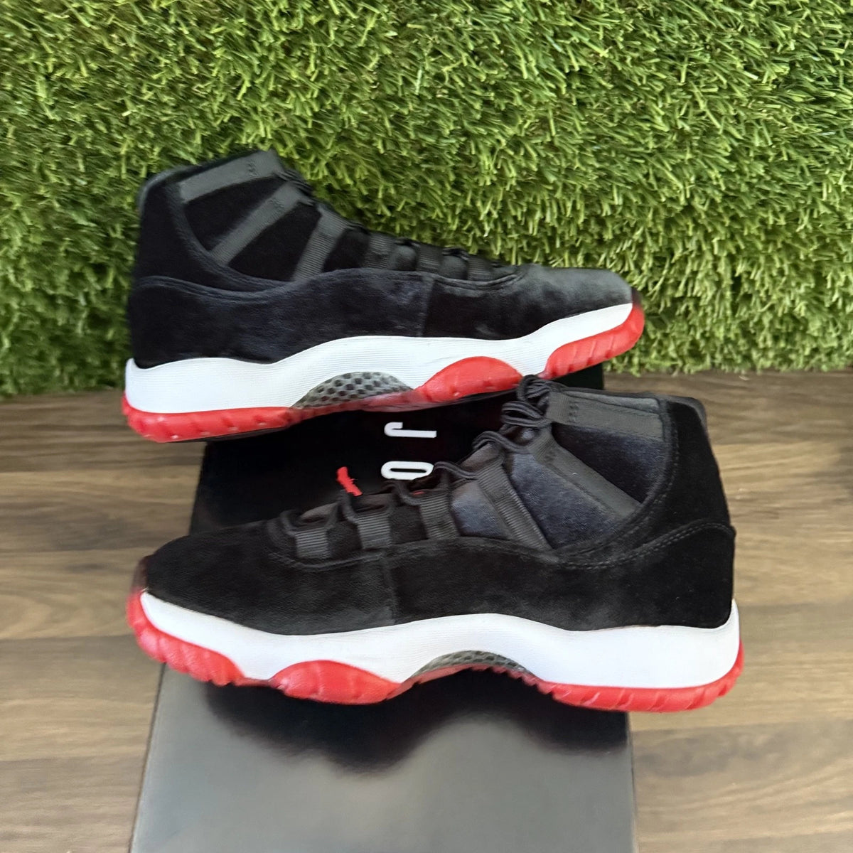 Air Jordan 11 Retro "Bred Velvet" — Women's Size 7