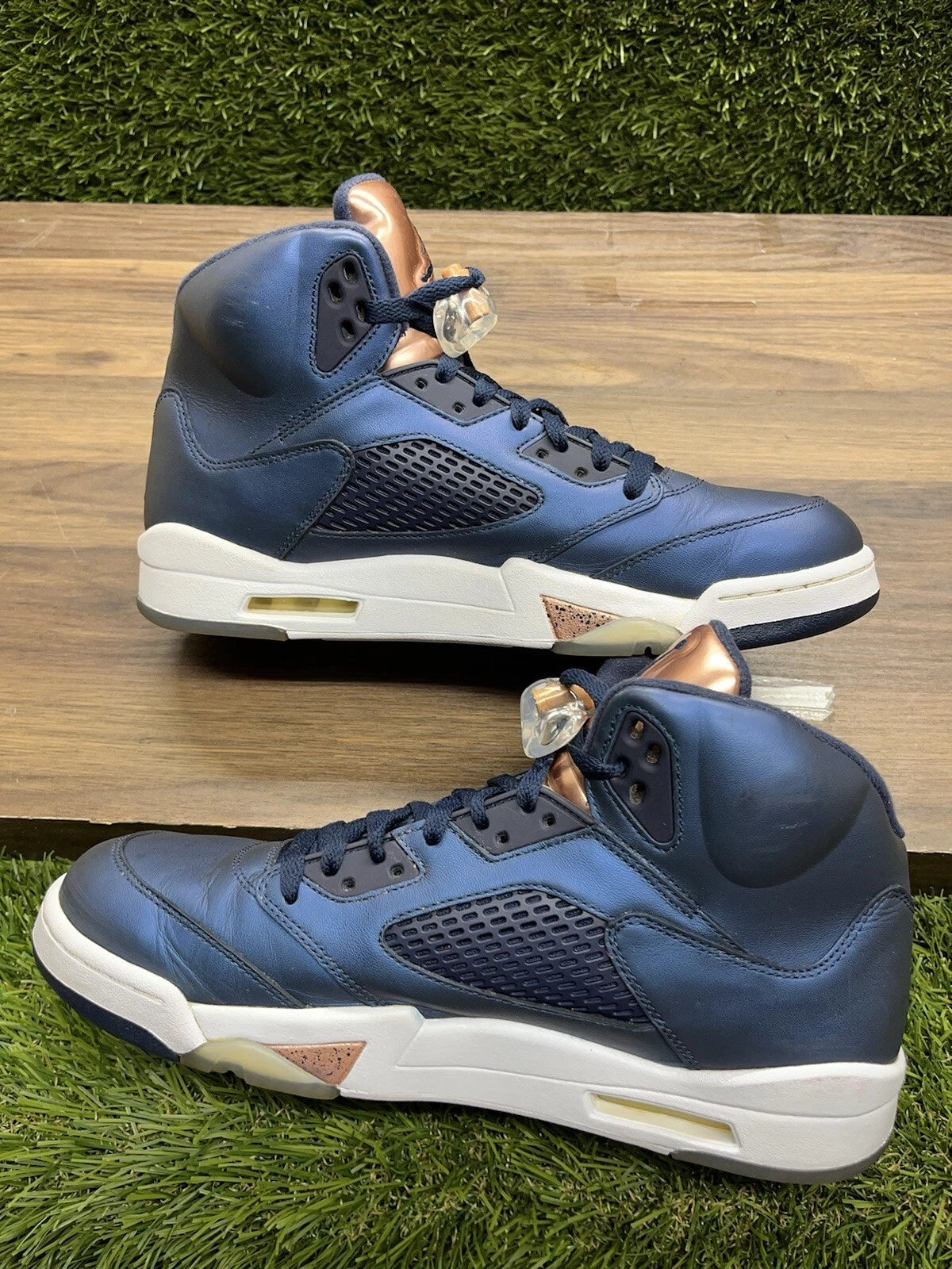 Air Jordan 5 Retro "Bronze" (Obsidian Navy White) — Men's Size 11